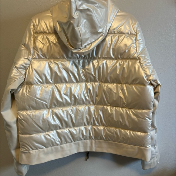 Quilted Pearlized White Puffer Jacket Women’s Large - Picture 12 of 12